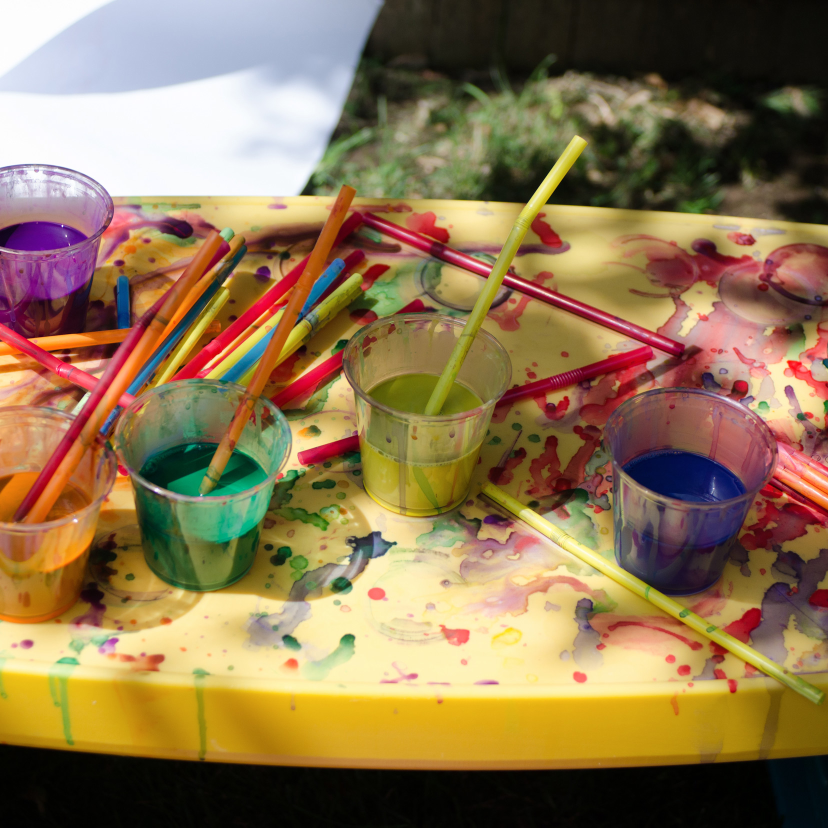 Curatenie dupa petreceri Curatenie dupa petreceri